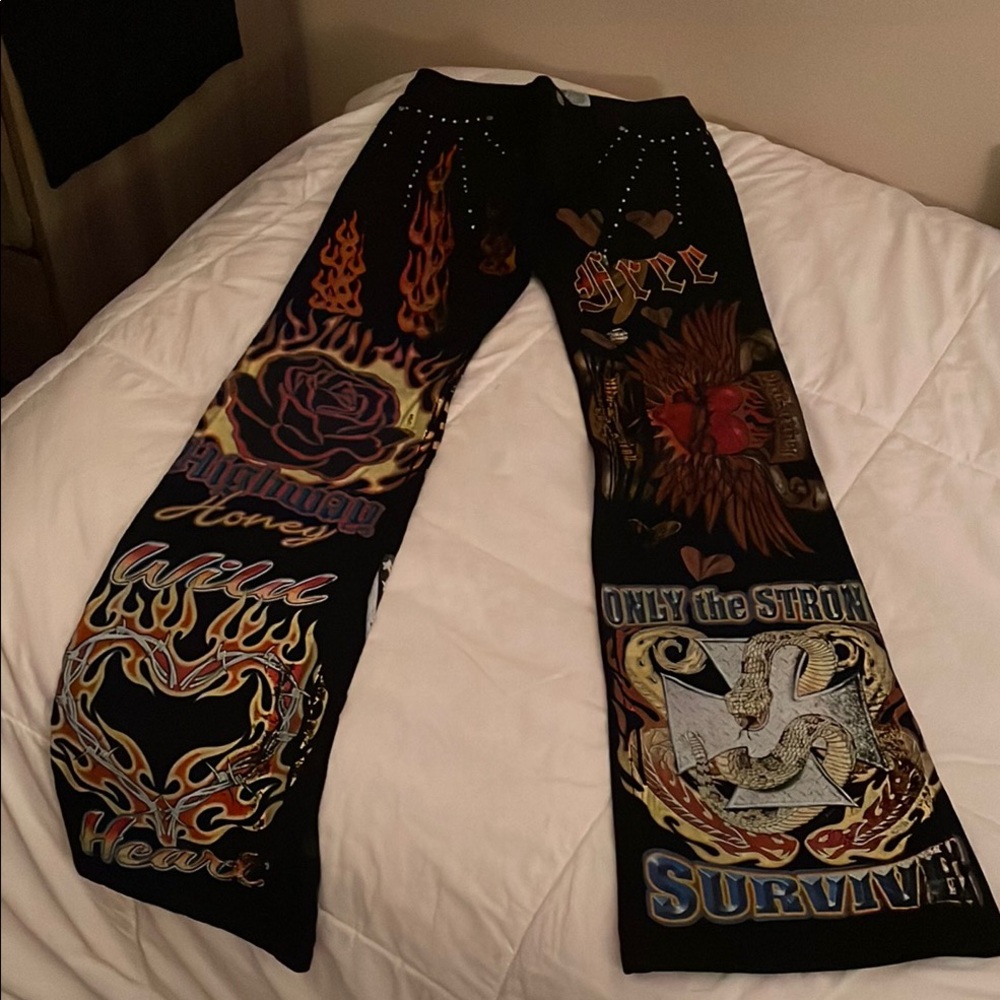 Vintage Graphic Black Jeans